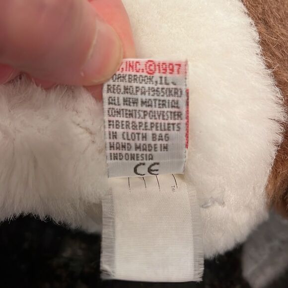 TY Dog Plush “Sherlock” the Basset Hound - Classics Collection 1997 - Picture 7 of 7